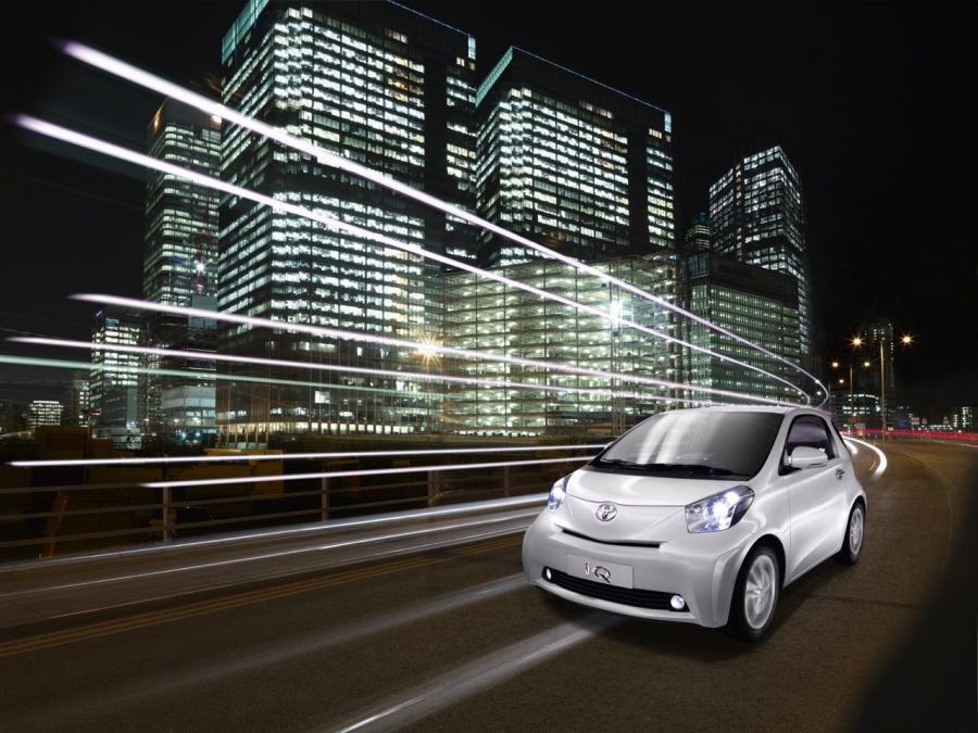  Toyota iQ 2008 года  (фото 201 из 225)
